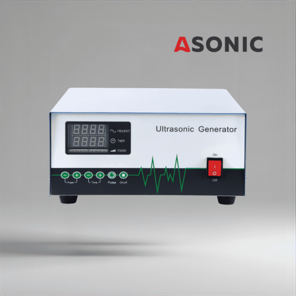 ASONIC IND-Generator, generatore industriale ad ultrasuoni che fornisce una frequenza stabile e una potenza affidabile per i sistemi di pulizia.
